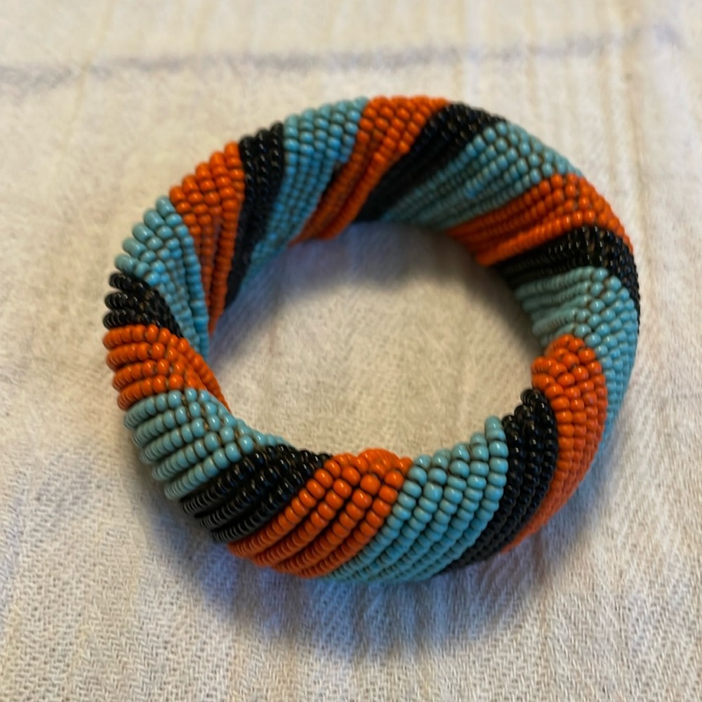 Beaded bracelet